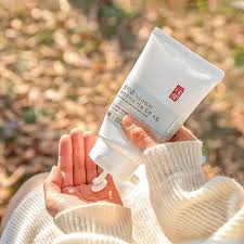 Illiyoon Ceramide Ato Concentrate Cream: Canada's Arctic-Rescue Moisturizer for Sensitive, Climate-Beaten Skin