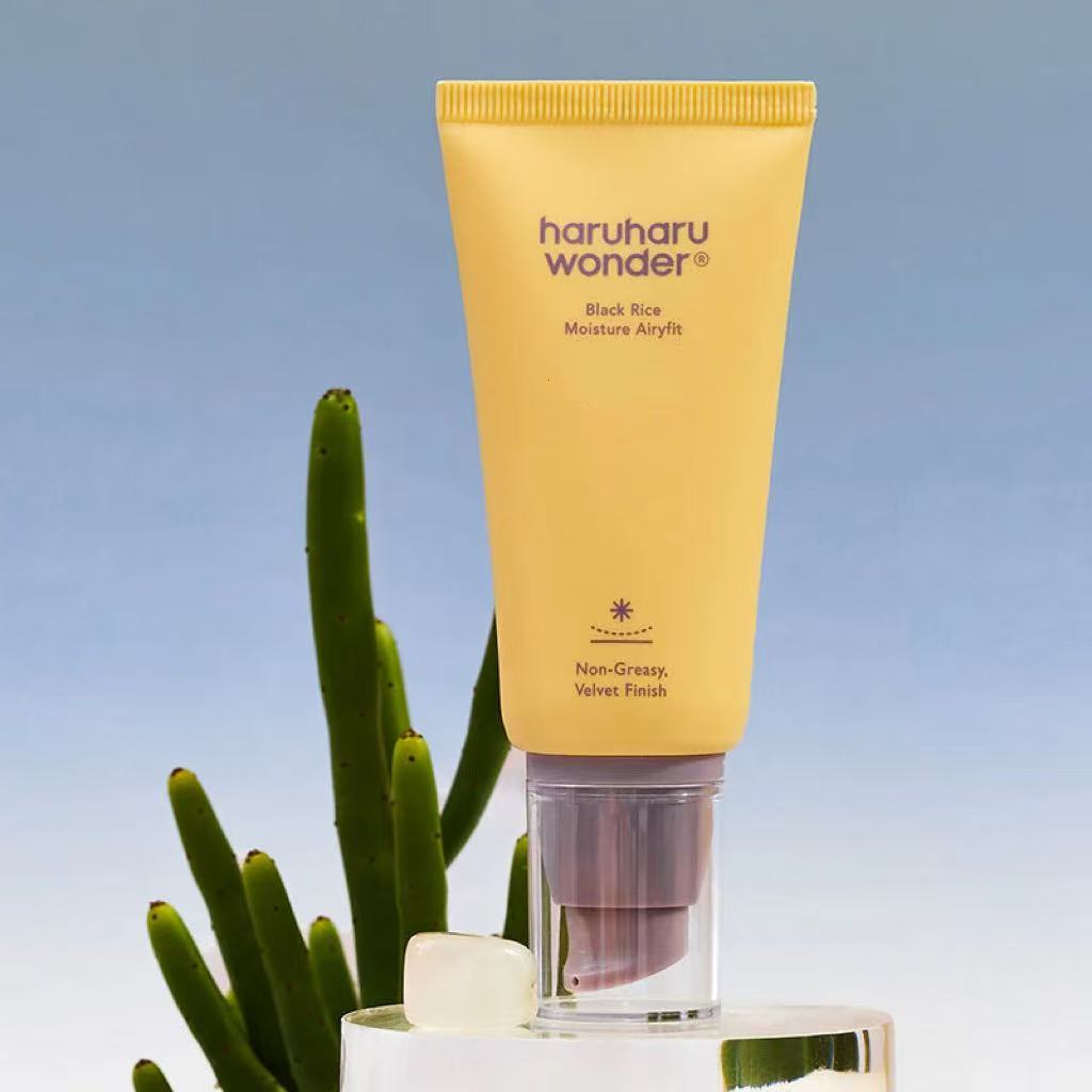 HARUHARU WONDER Black Rice Hyaluronic Anti-wrinkle Serum: Canada's Answer to Age-Defying Hydration