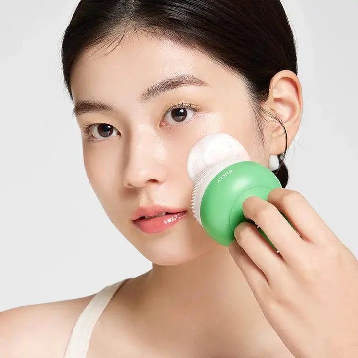 FULLY Pore Cleansing Brush FULLY